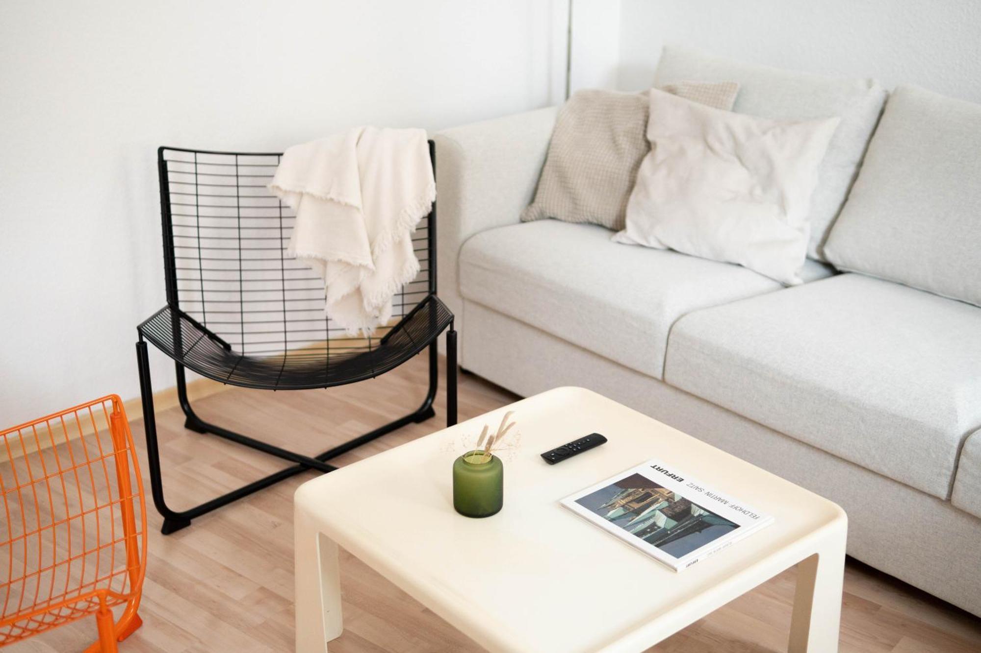 Grosse 3 Zimmer Wohnung Mit Netflix In Zentraler Lage エアフルト エクステリア 写真