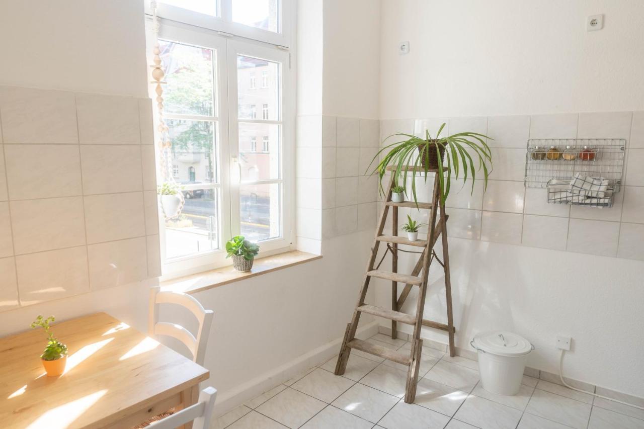 Grosse 3 Zimmer Wohnung Mit Netflix In Zentraler Lage エアフルト エクステリア 写真