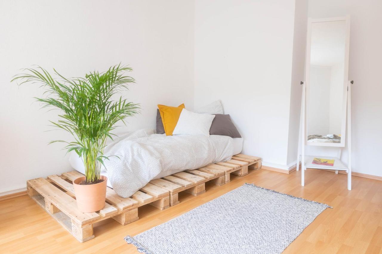 Grosse 3 Zimmer Wohnung Mit Netflix In Zentraler Lage エアフルト エクステリア 写真