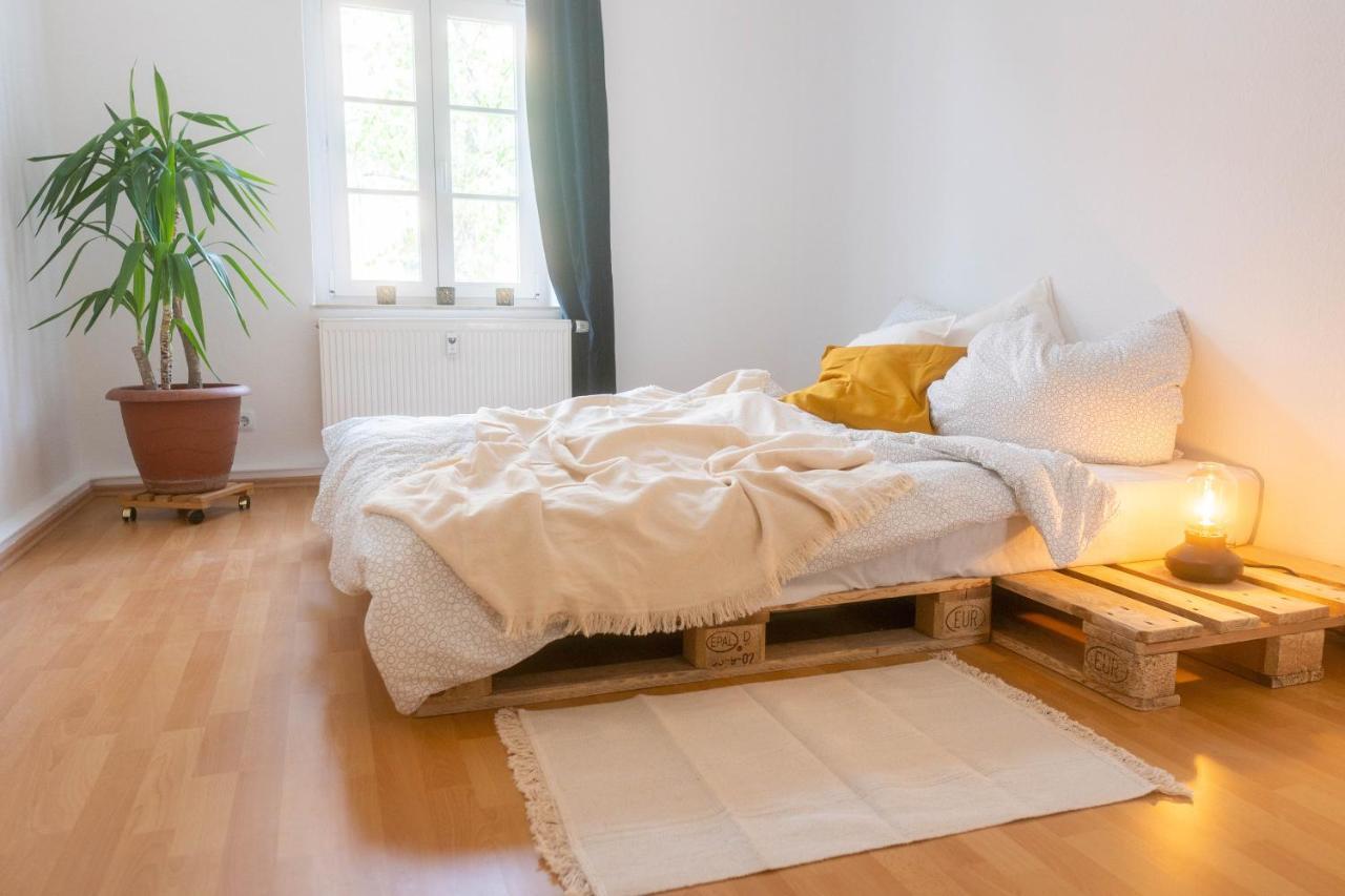Grosse 3 Zimmer Wohnung Mit Netflix In Zentraler Lage エアフルト エクステリア 写真